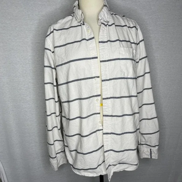 A25). Aeropostale NYC Men Button Down Shirt Long Sleeve - Picture 5 of 15